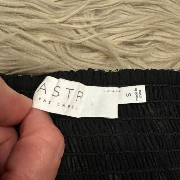 ASTR floral underwire crop top size small - Picture 3 of 6